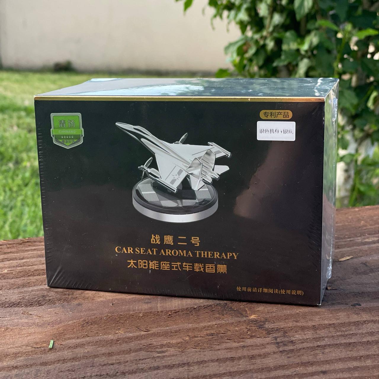 Ароматизатор автомобільний літак на сонячних елементах Сірий - фото 10 Ароматизатор автомобільний літак на сонячних елементах Сірий - фото 10