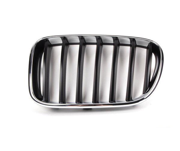 Решетка радиатора AVTM BMW X3 F25 2011- левая без эмблемы Хром/Черный (1800949901)