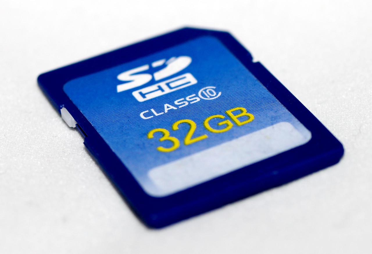 Карта памяти SD HC 32 GB 10 Class (10840914)