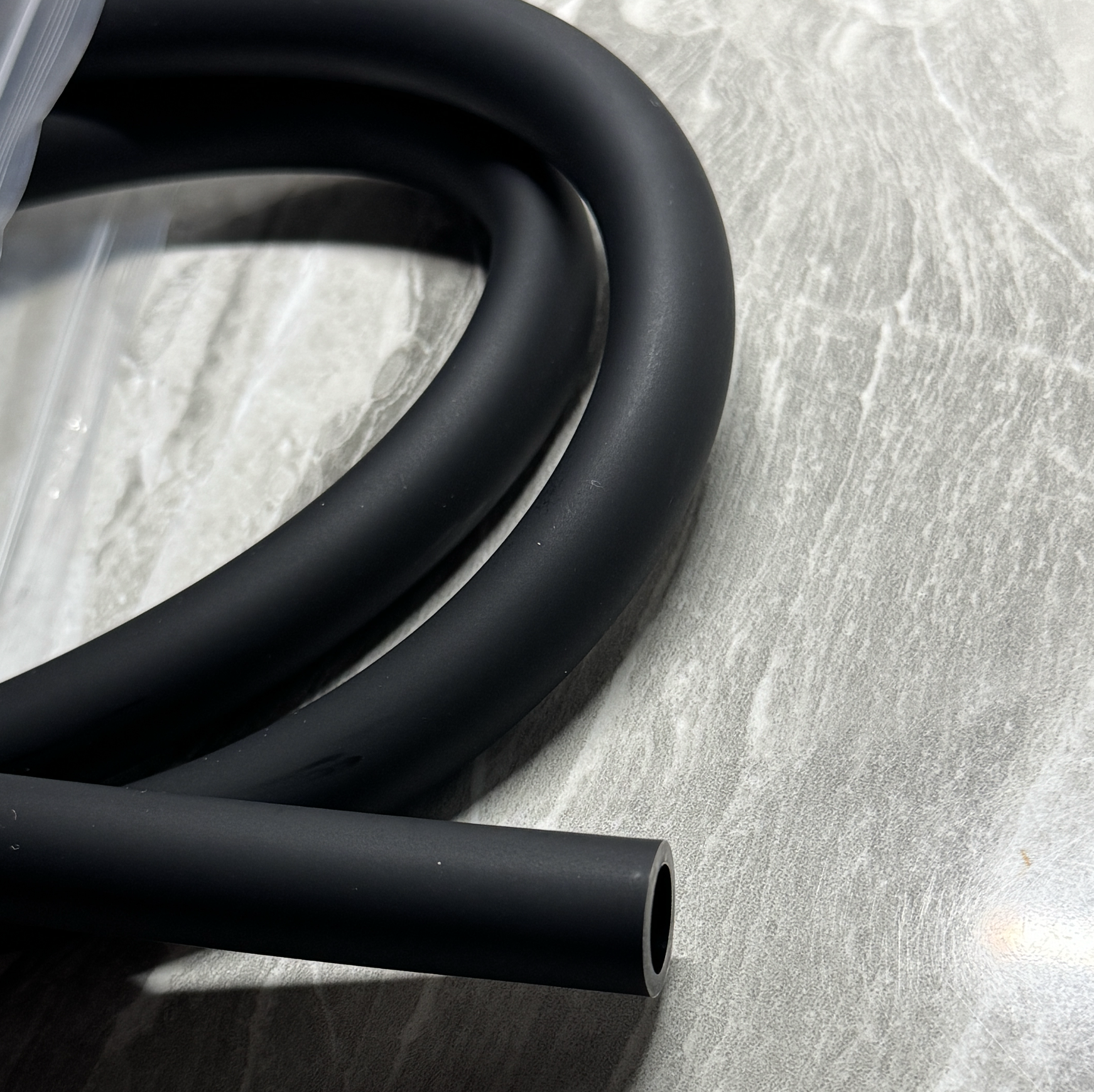 Шланг для кальяна силиконовый Soft Touch Lux Black - фото 2