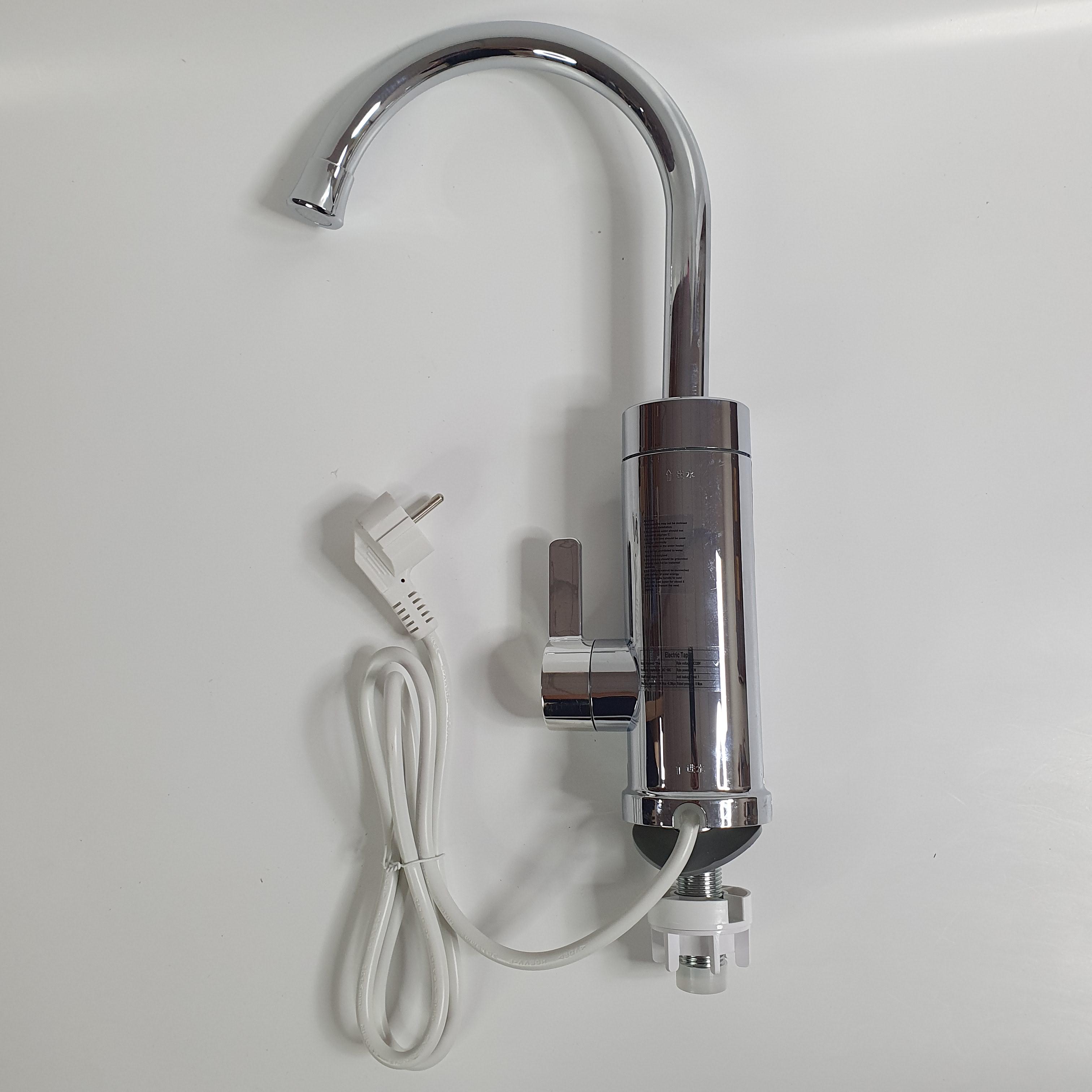 Водонагреватель проточный IPX4 из нержавеющей стали с экраном нижнее подключение 3 кВт (RX-011)