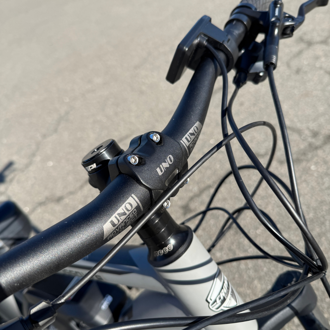 Велосипед с Е-комплектом Crossover на гидравлике Shimano с вилкой RST Guide 26х4,0" 48 В 1200 Вт MXUS 15 Ah до 45 км запас хода дисплей LSD-10 - фото 5 Велосипед с Е-комплектом Crossover на гидравлике Shimano с вилкой RST Guide 26х4,0" 48 В 1200 Вт MXUS 15 Ah до 45 км запас хода дисплей LSD-10 - фото 5