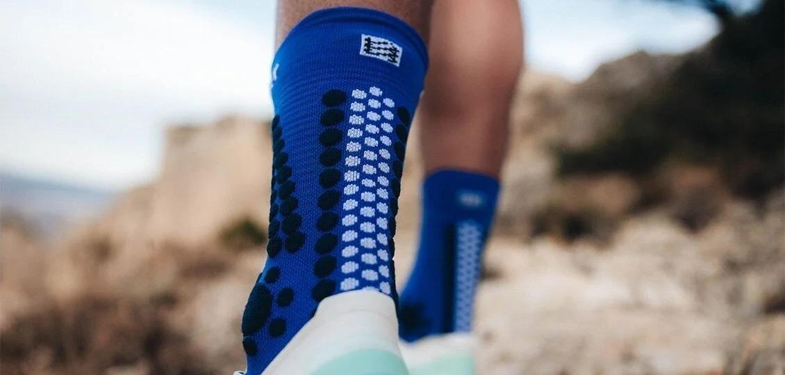 Шкарпетки Compressport Pro Racing Socks V4.0 Trail T3 Dazz Blue/Blues - фото 3