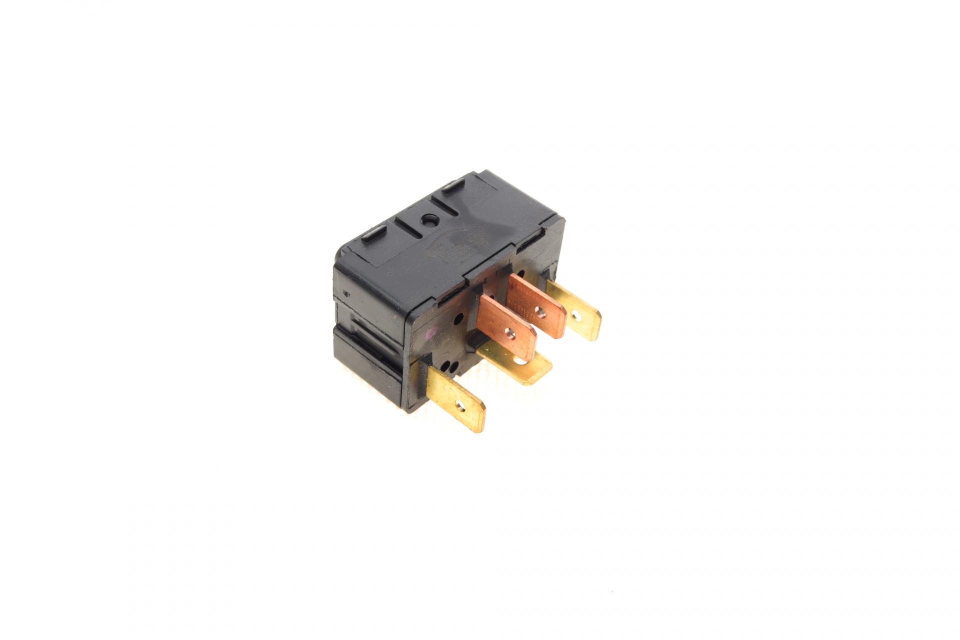 Кнопка стеклоподъемника Aic Audi 80/100/A6 90-97 52783
