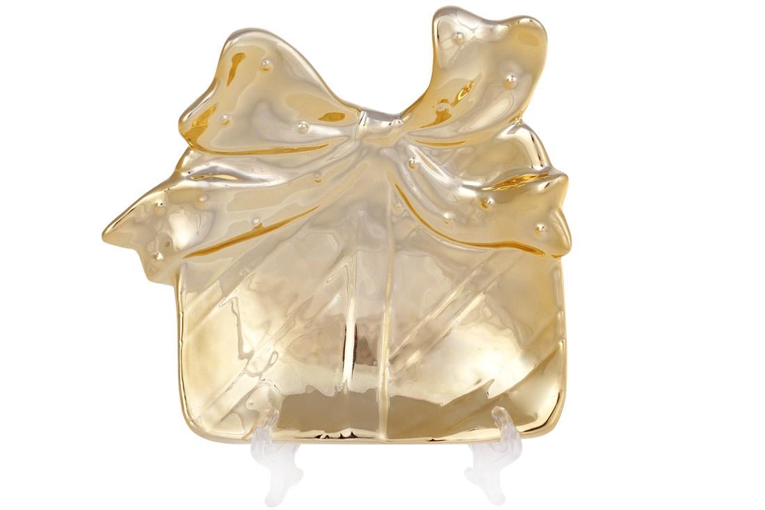 Декоративное керамическое блюдо BonaDi Подарок 16 см (972-138) Декоративное керамическое блюдо BonaDi Подарок 16 см (972-138)