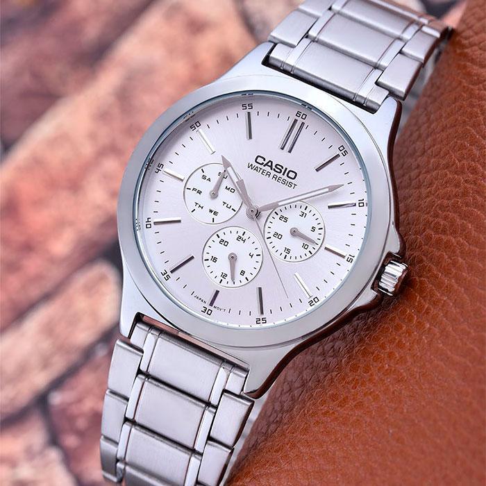 Наручные часы мужские Casio MTP-V300D-7A Timeless Collection Белый (2824862039) Наручные часы мужские Casio MTP-V300D-7A Timeless Collection Белый (2824862039)