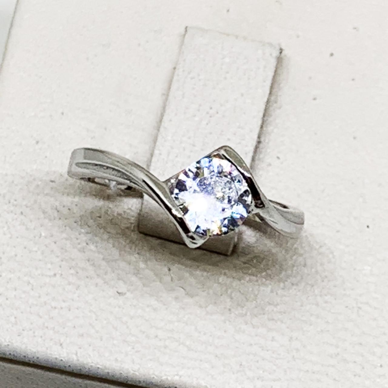 Кольцо серебряное с кубическим цирконием р. 17,5 2,35 г (1719324064)