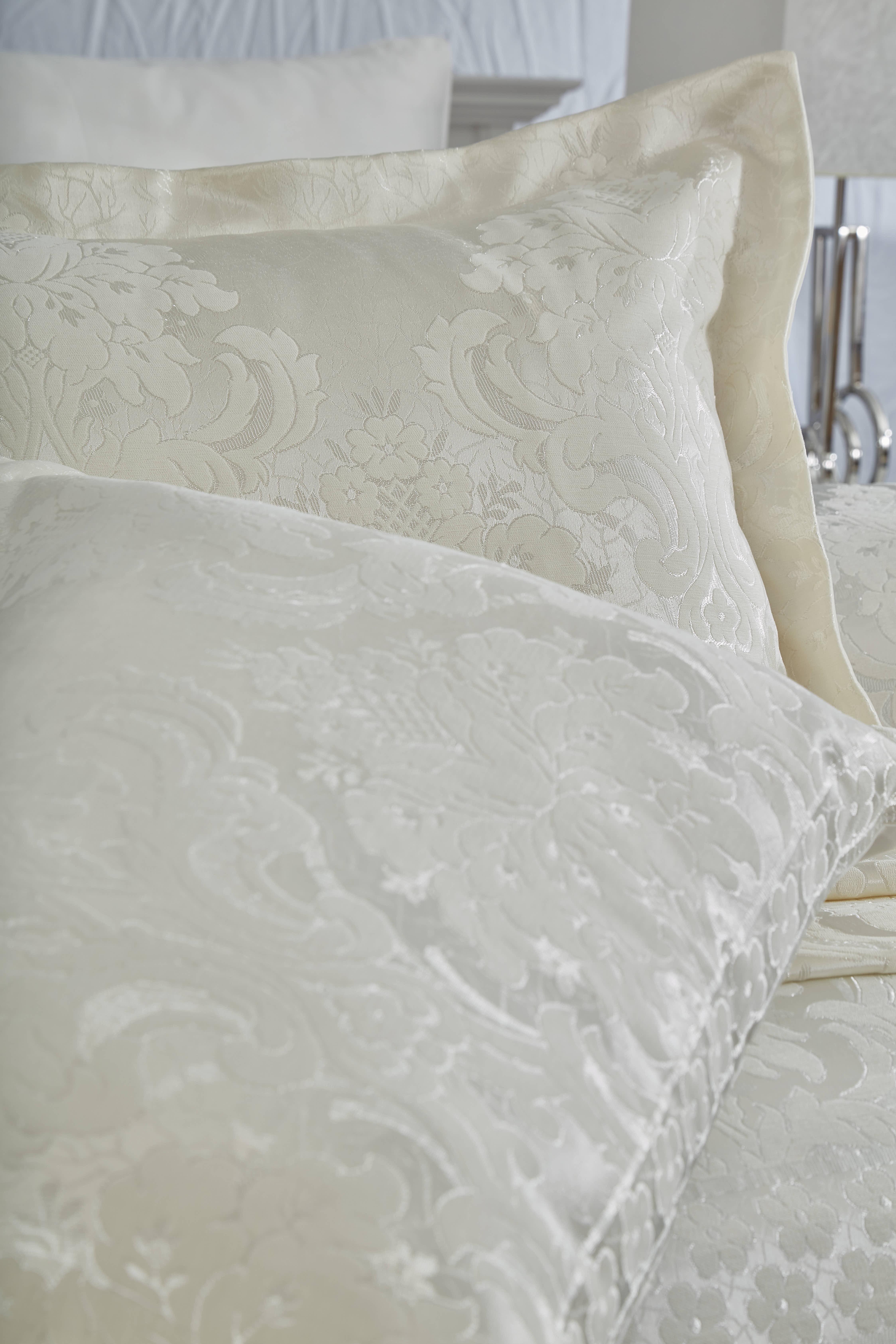 Покривало з наволочками Dantela Vita Armada жаккард євро Кремовий (13914569) - фото 3 Покривало з наволочками Dantela Vita Armada жаккард євро Кремовий (13914569) - фото 3