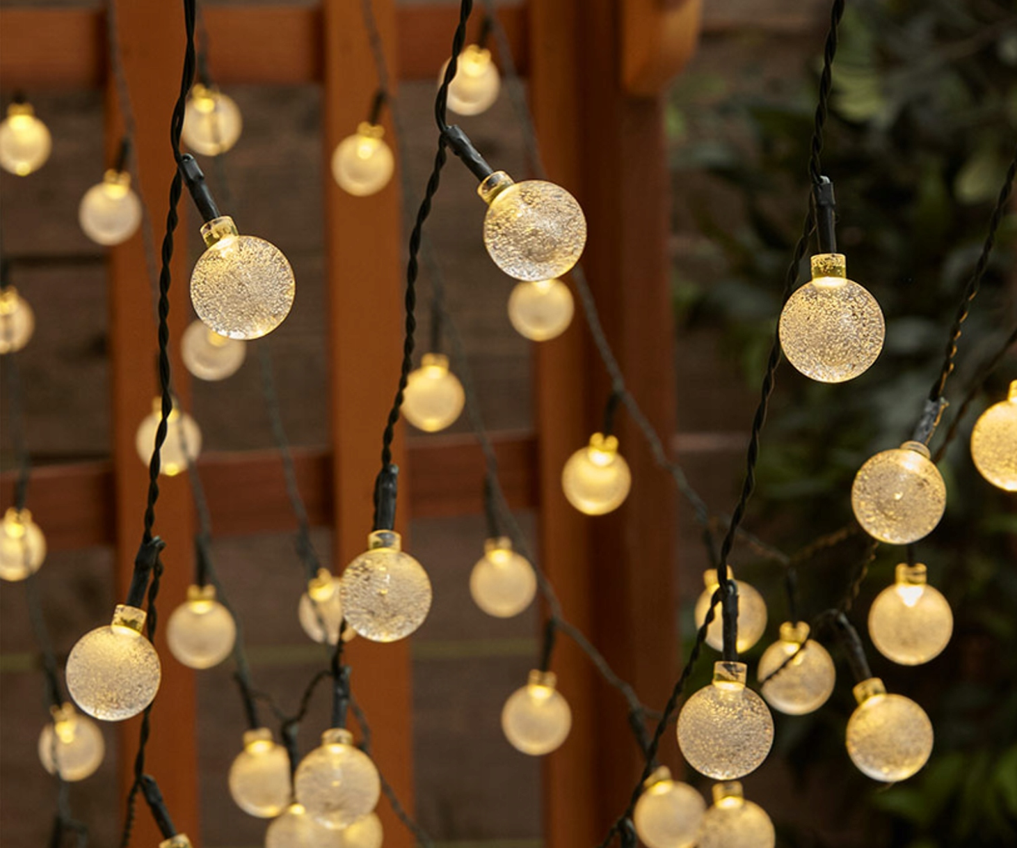 Декоративная садовая гирлянда GardenLine SOL3774 на солнечной батарее 11,9 м 100 LED Теплый белый