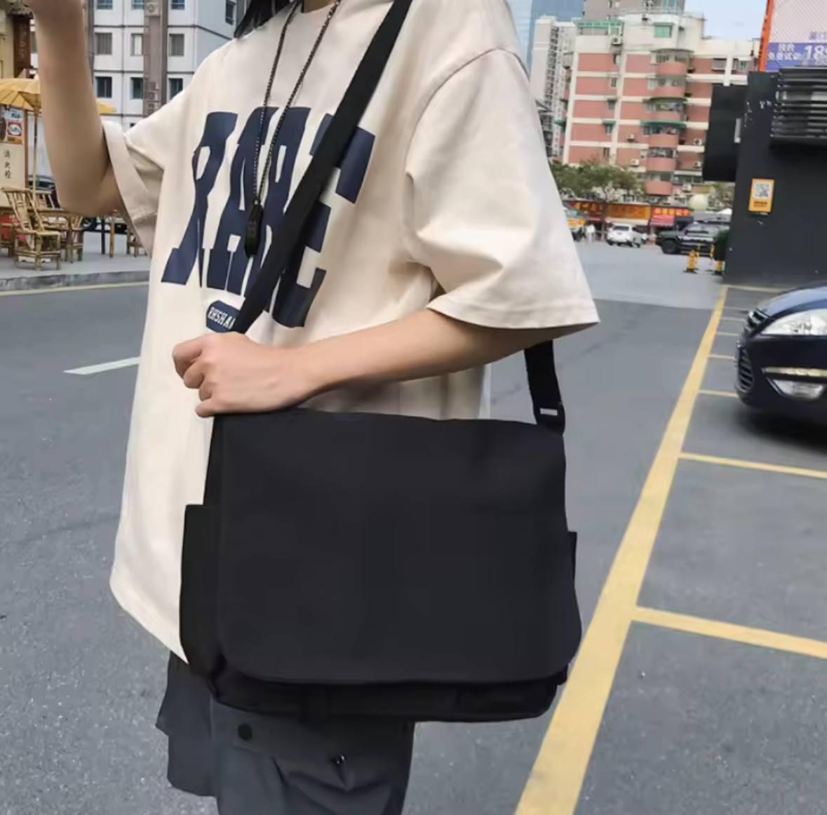 Сумка для девочки для школы/института с карманами Черный (А532) - фото 4 Сумка для девочки для школы/института с карманами Черный (А532) - фото 4