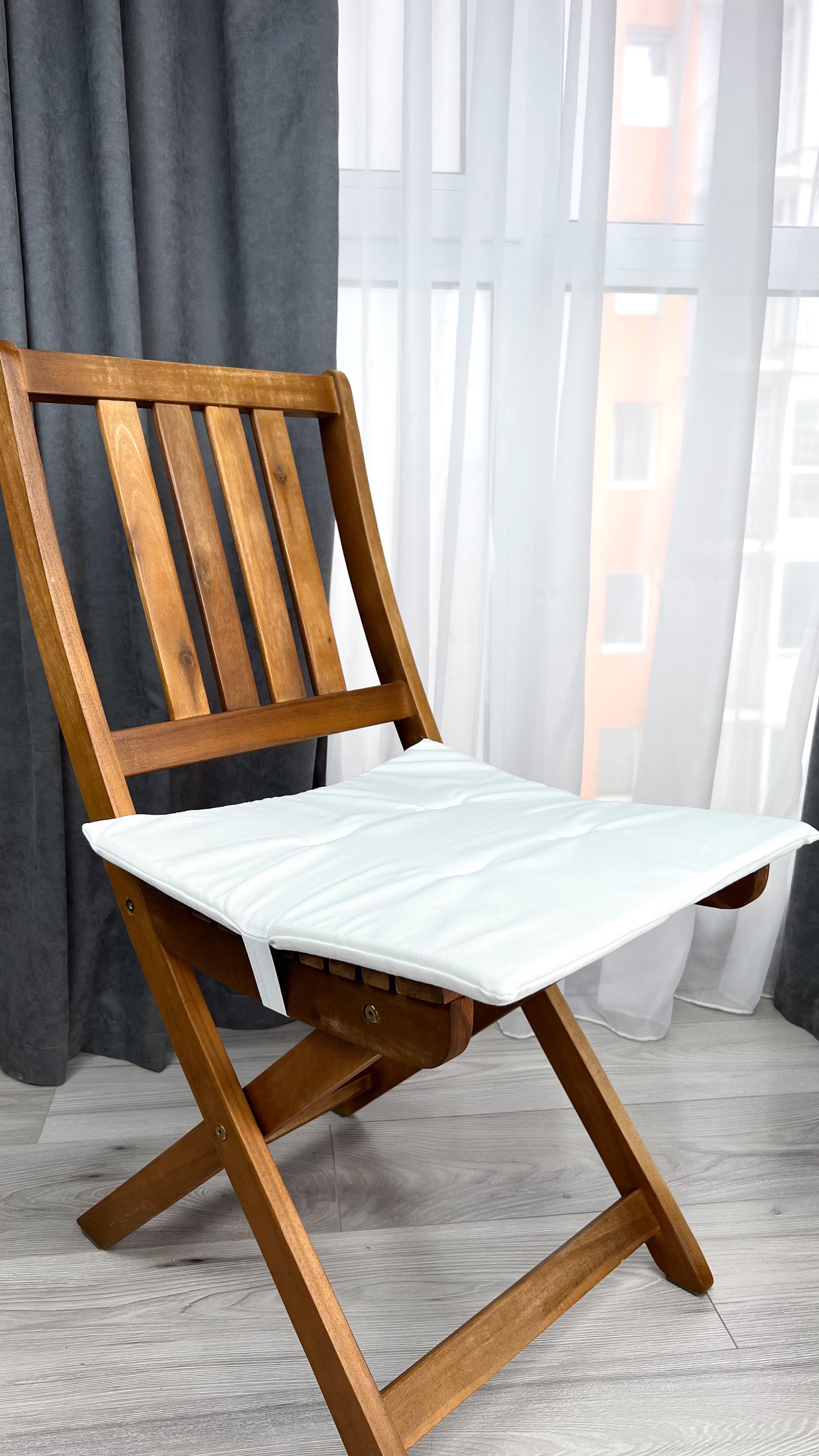 Подушка на стул новогодняя водоотталкивающая 40х40 см 2 шт. Белый (801-97-1) Подушка на стул новогодняя водоотталкивающая 40х40 см 2 шт. Белый (801-97-1)