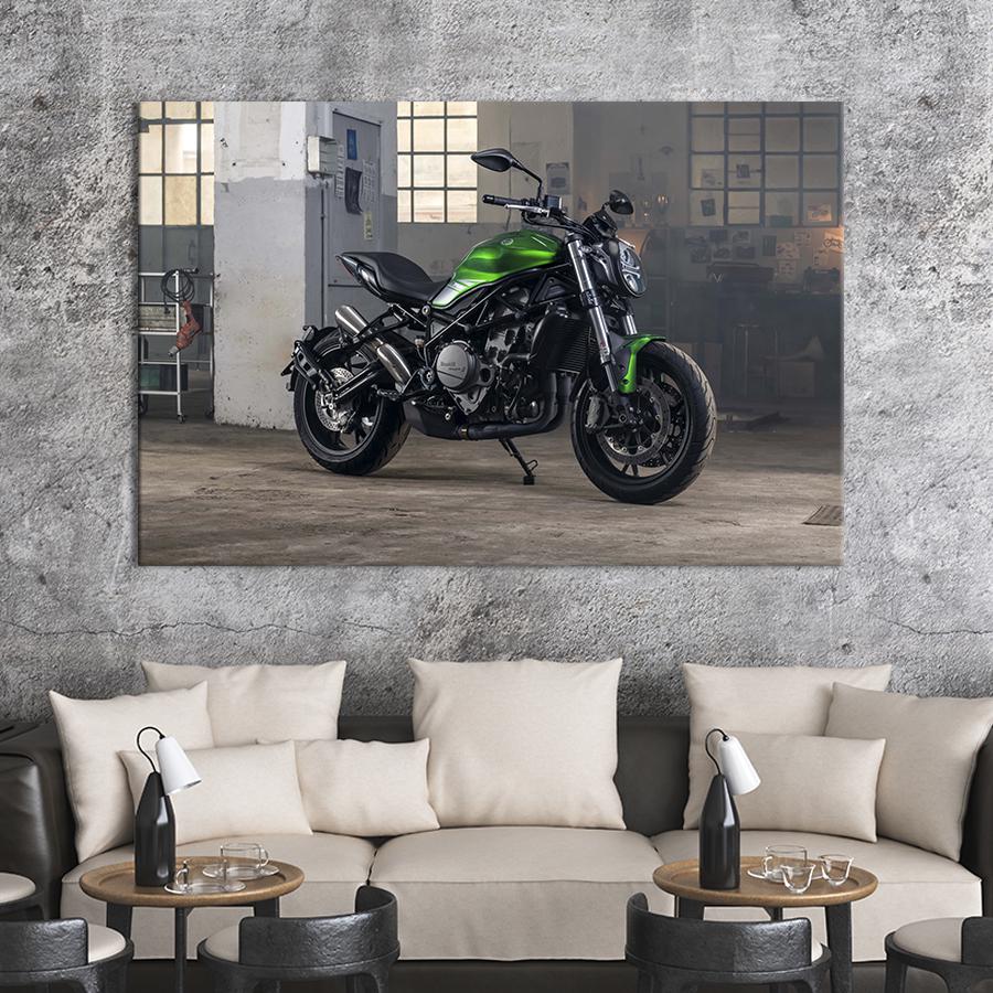 Картина на холсте Мотоцикл Benelli 752S 75x50 см (1245-1)