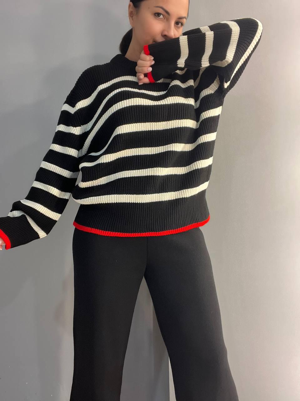 Светр жіночий MIX RAY 6635 смужка подовжений вільний крій OS Чорний (1041) - фото 3