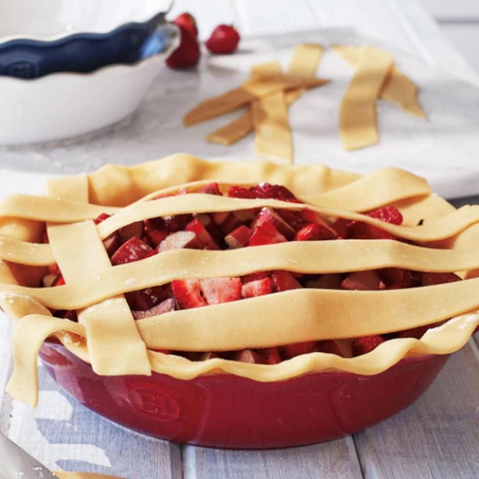 Форма для запікання керамічна Emile Henry Ovenware 26 см Червоний (346131) - фото 3 Форма для запікання керамічна Emile Henry Ovenware 26 см Червоний (346131) - фото 3