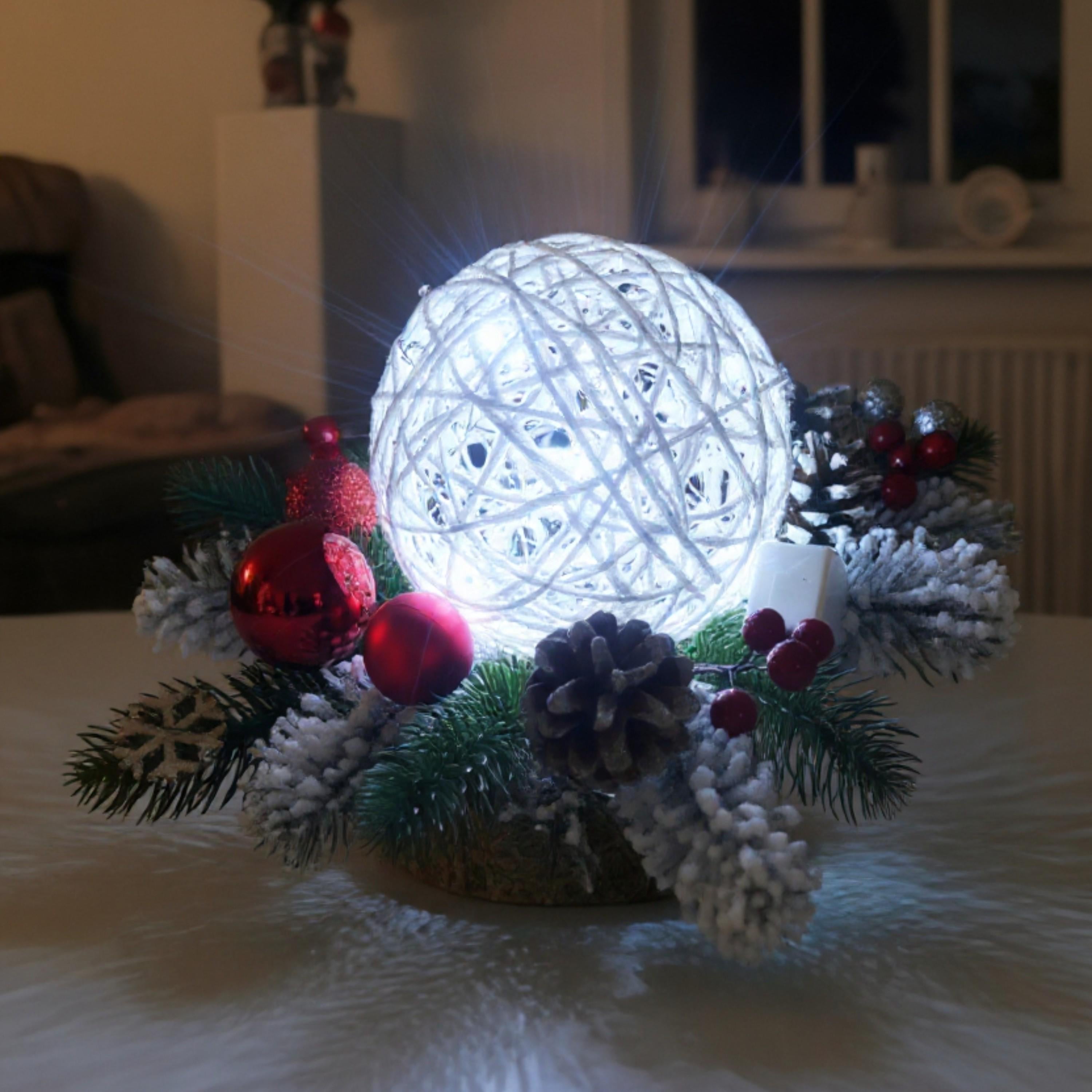 Новогодняя композиция с гирляндой SnowBall 28х20х13 см (CR10)