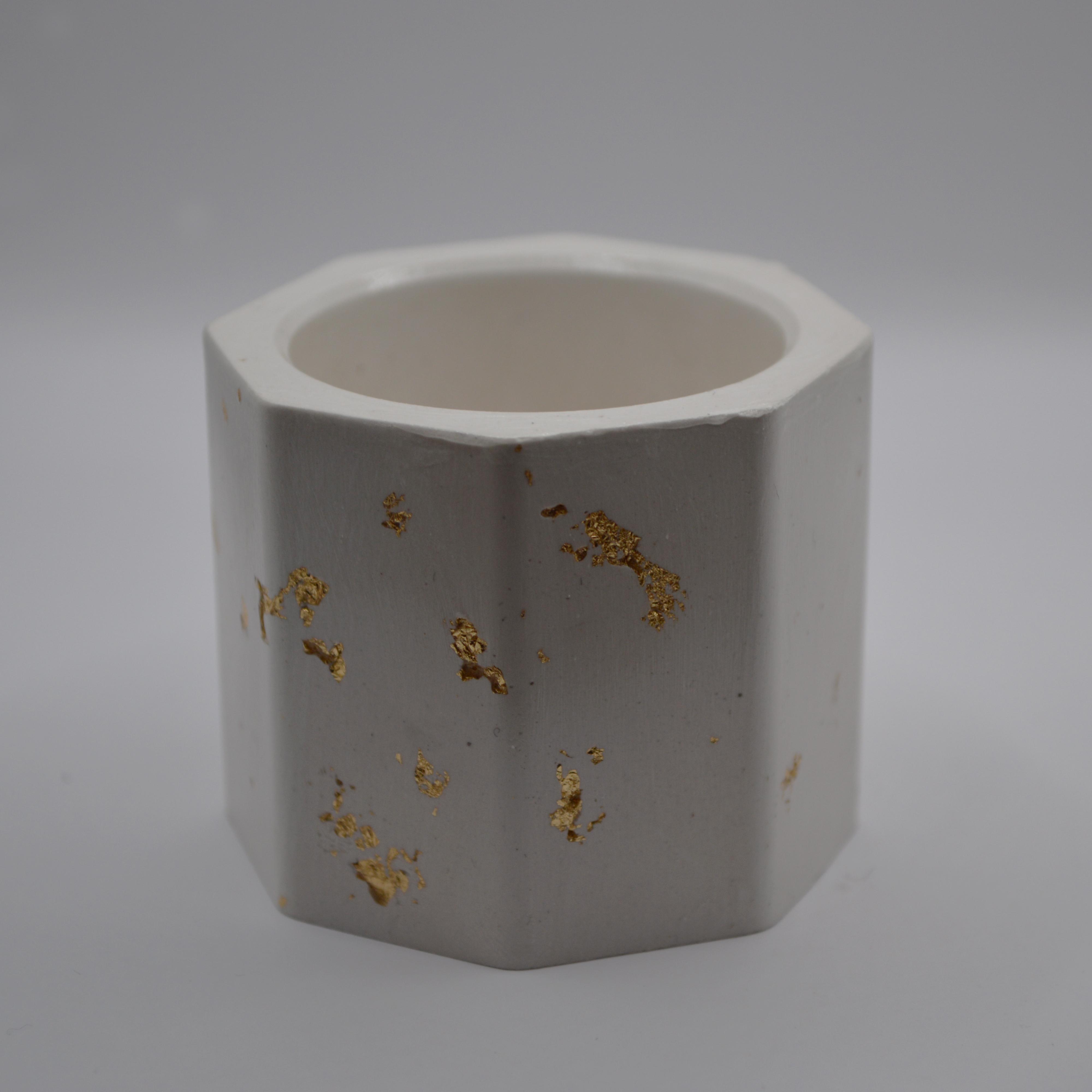 Кашпо гіпсове для свічок та рослин 4,7 см Білий з паталлю - фото 1 Кашпо гіпсове для свічок та рослин 4,7 см Білий з паталлю - фото 1