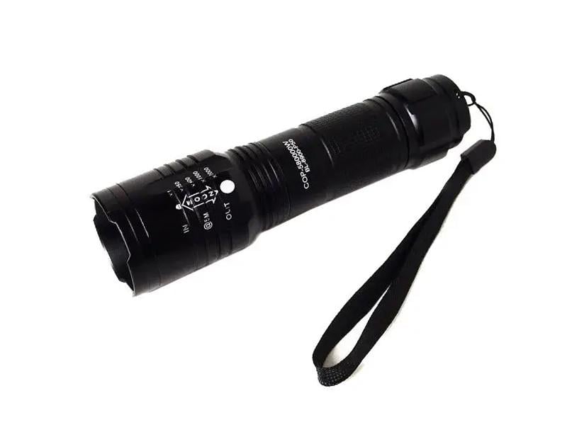 Фонарь ручной 8900-P90 ЗП 220/12 V 3xAAA ремешок на руку zoom Box