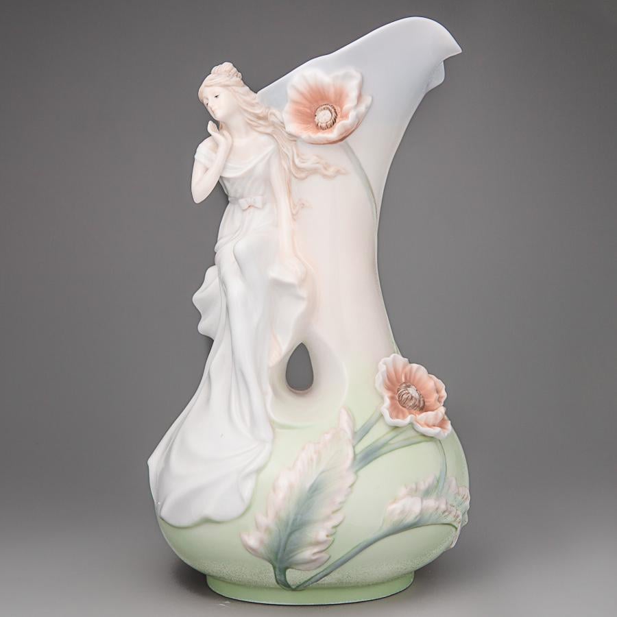 Декоративная фарфоровая ваза Veronese Девушка в маках 31 см Белый Декоративная фарфоровая ваза Veronese Девушка в маках 31 см Белый