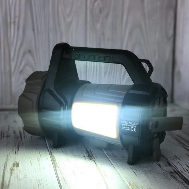 Ліхтар світлодіодний GS-910 15 W з вбудованим акумулятором/power bank/з динамо генератором Gold/Silver (29853053) - фото 4 Ліхтар світлодіодний GS-910 15 W з вбудованим акумулятором/power bank/з динамо генератором Gold/Silver (29853053) - фото 4