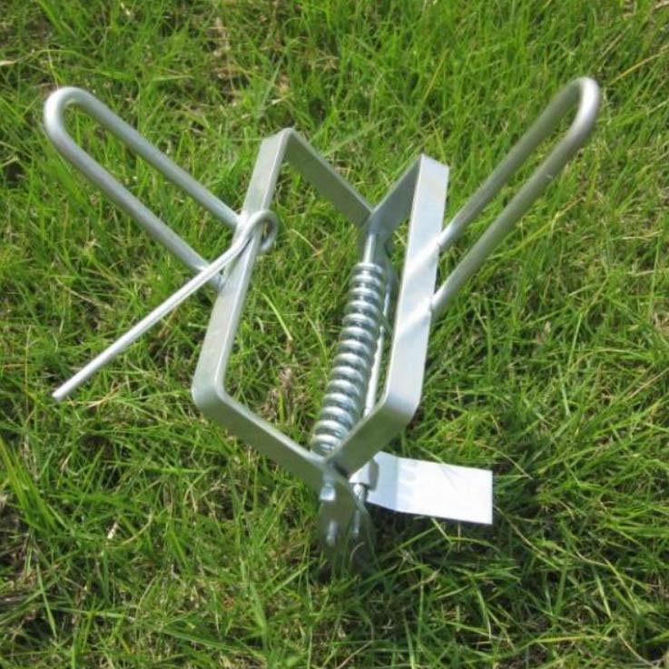 Пастка проти кротів/землерийок/полівок Chomik SET3857 металева на відкритому повітрі 120х210х100 мм (1301680627) - фото 4 Пастка проти кротів/землерийок/полівок Chomik SET3857 металева на відкритому повітрі 120х210х100 мм (1301680627) - фото 4