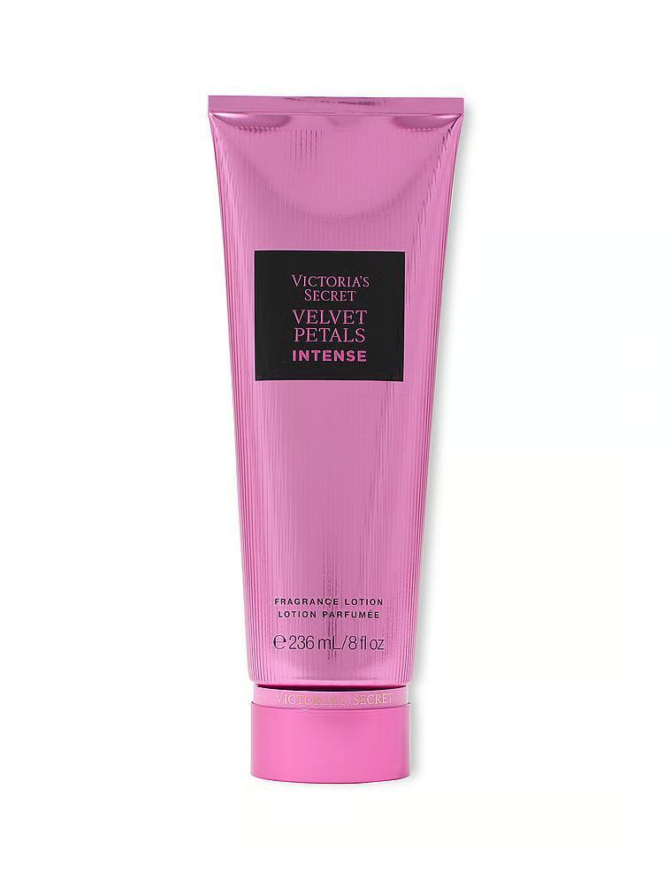 Лосьон для тела Victoria's Secret Velvet Petals Intense Fragrance Lotion 236 мл (27121261) Лосьон для тела Victoria's Secret Velvet Petals Intense Fragrance Lotion 236 мл (27121261)