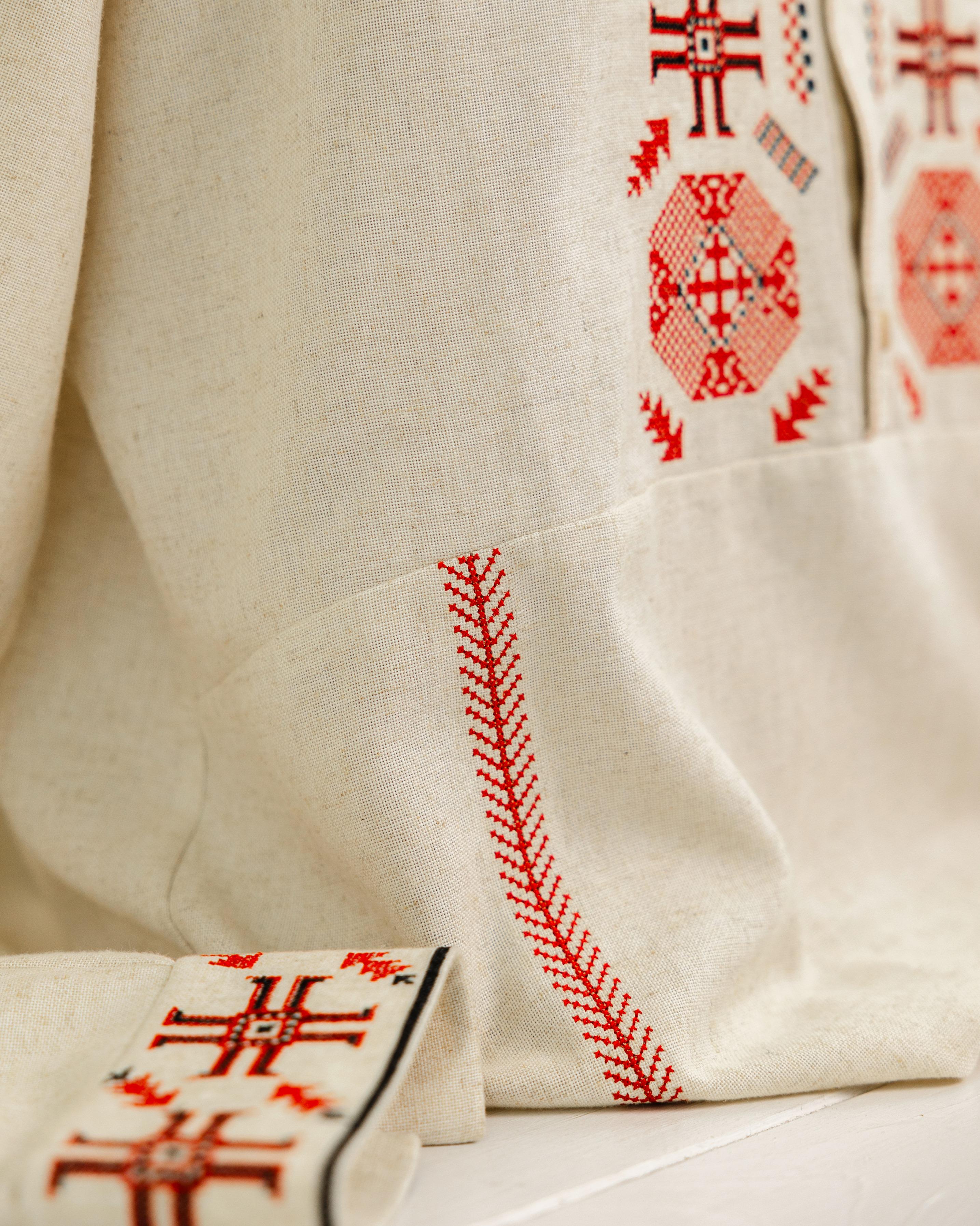 Рубашка-вышиванка мужская XRmaster Родословная XL (0002202-XL) - фото 11 Рубашка-вышиванка мужская XRmaster Родословная XL (0002202-XL) - фото 11