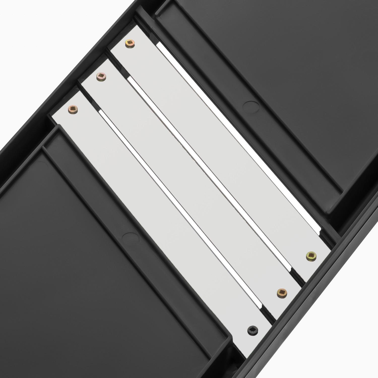 Шинковка для капусты и нарезки овощей/фруктов ручная пластиковая 3 лезвия 16,5х39 см Черный (86939) - фото 3 Шинковка для капусты и нарезки овощей/фруктов ручная пластиковая 3 лезвия 16,5х39 см Черный (86939) - фото 3