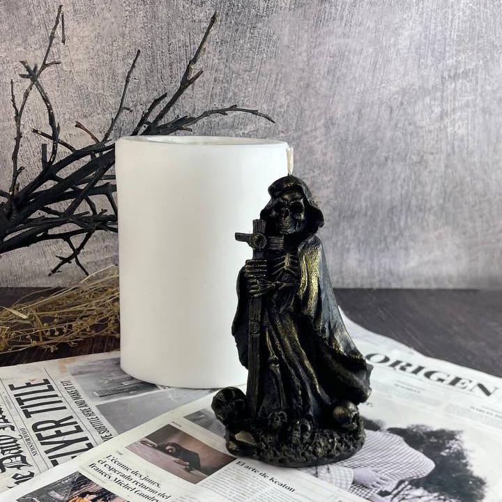 Форма для свечей Жнец смерти (1557) Форма для свечей Жнец смерти (1557)