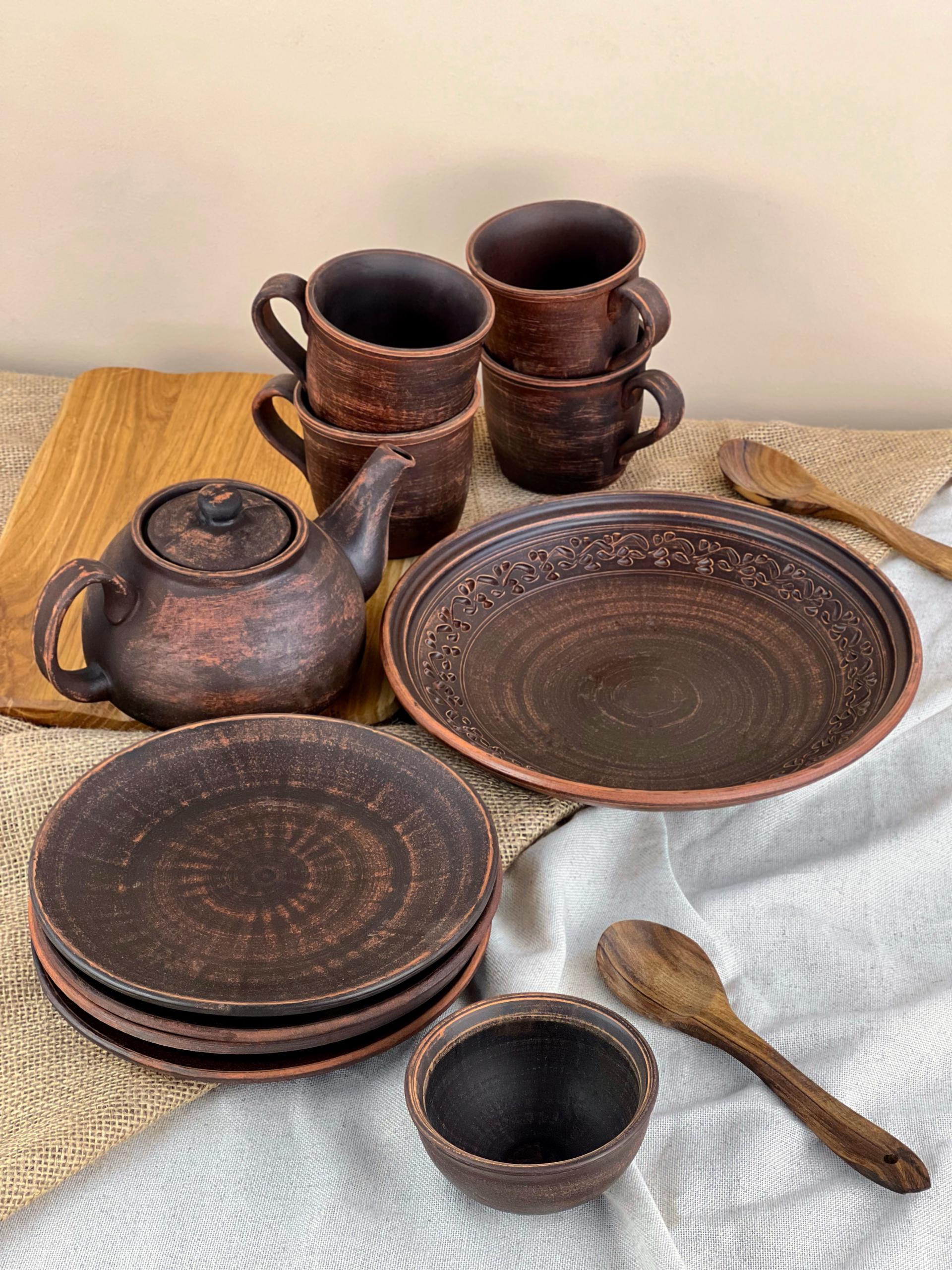 Набір керамічного глиняного посуду для чаювання гладкий на 4 осіб (3102-4)