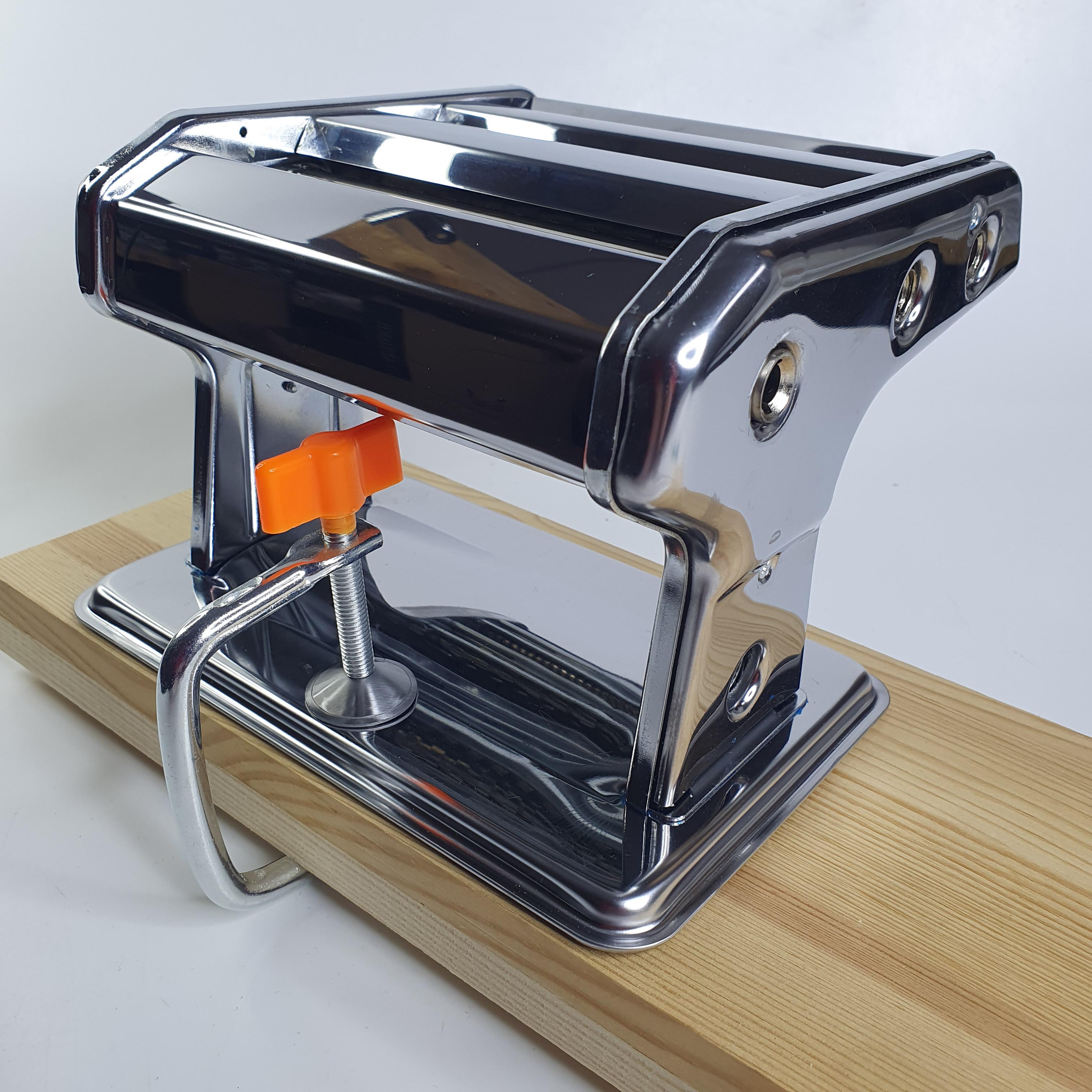 Лапшерізка механічна з функцією розкочування тіста Empire ручна з нержавіючої сталі (ЕМ-2358) - фото 5 Лапшерізка механічна з функцією розкочування тіста Empire ручна з нержавіючої сталі (ЕМ-2358) - фото 5