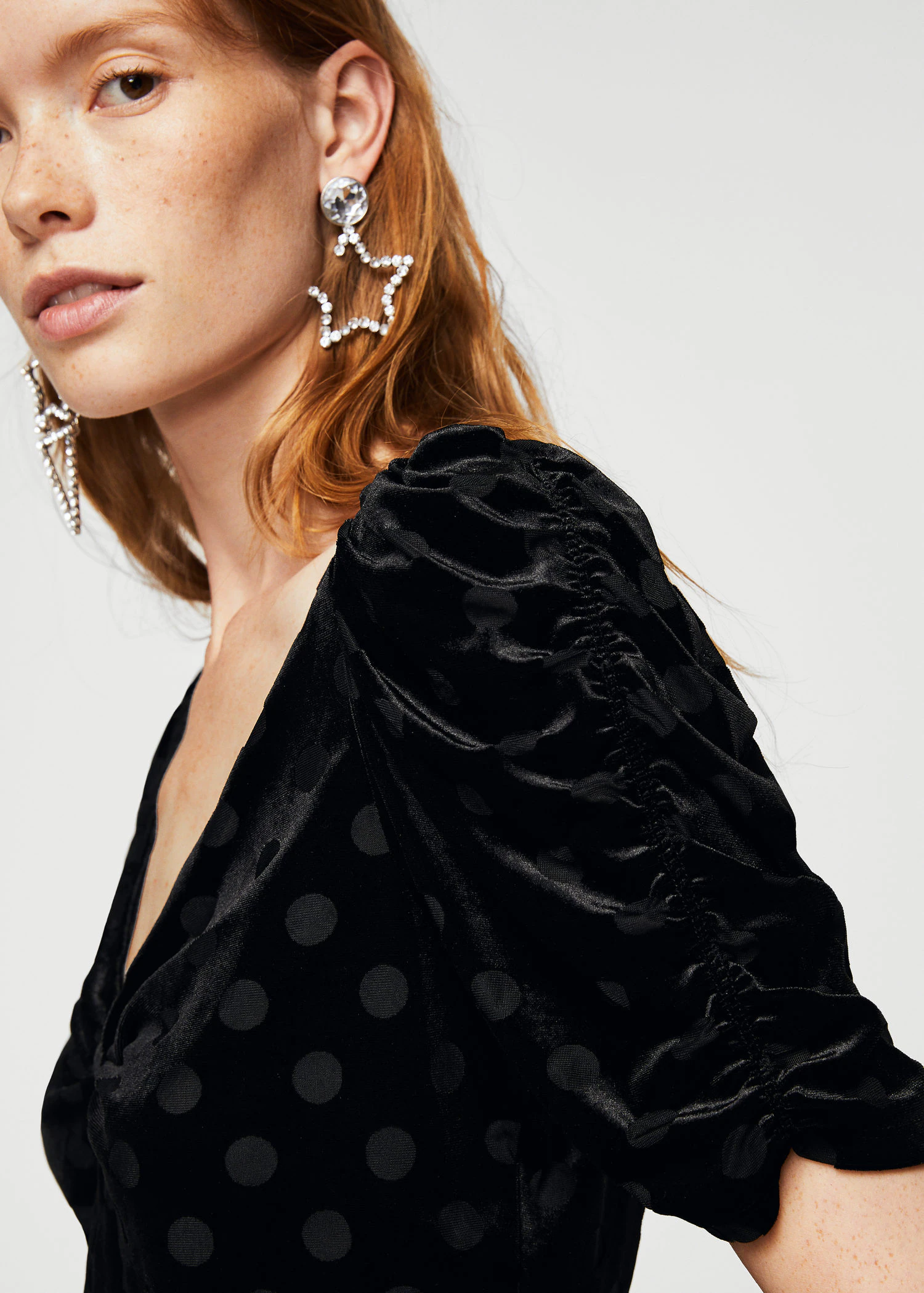 Блузка Mango XS Черный (2000001057483) - фото 4 Блузка Mango XS Черный (2000001057483) - фото 4