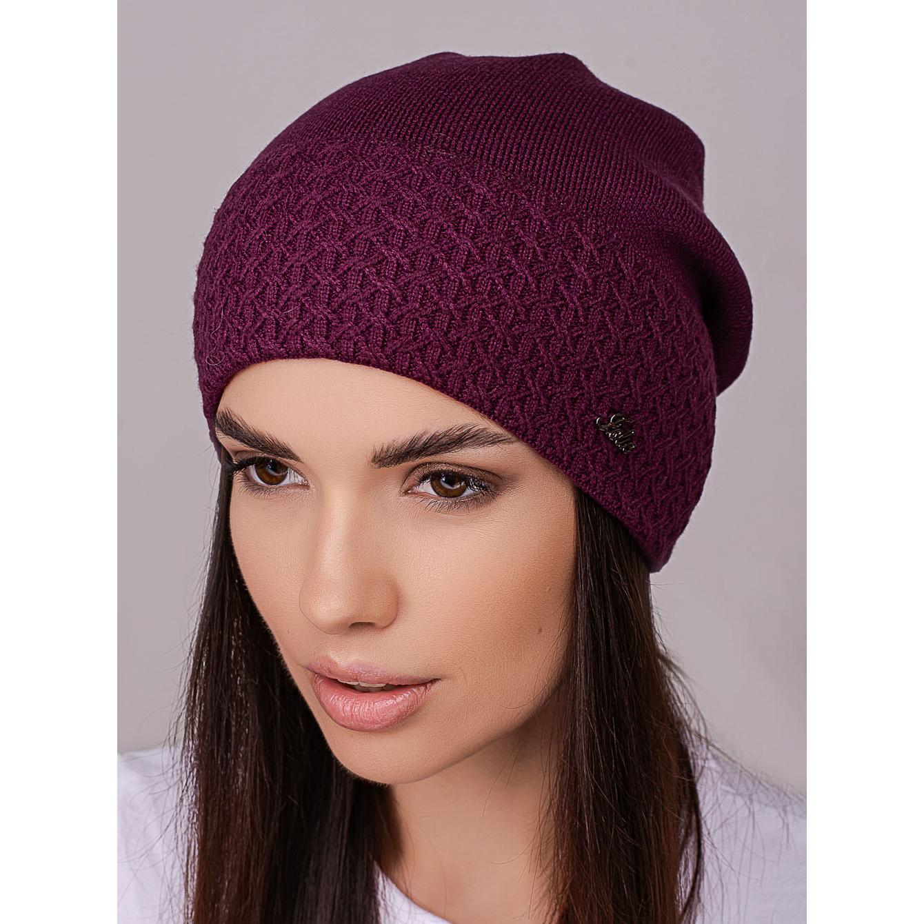 Шапка женская Leks ПОЭЗИЯ шерстяная утепленная флисом с узором на отвороте сзади сцепленная one size Баклажанная (258468) - фото 1 Шапка женская Leks ПОЭЗИЯ шерстяная утепленная флисом с узором на отвороте сзади сцепленная one size Баклажанная (258468) - фото 1