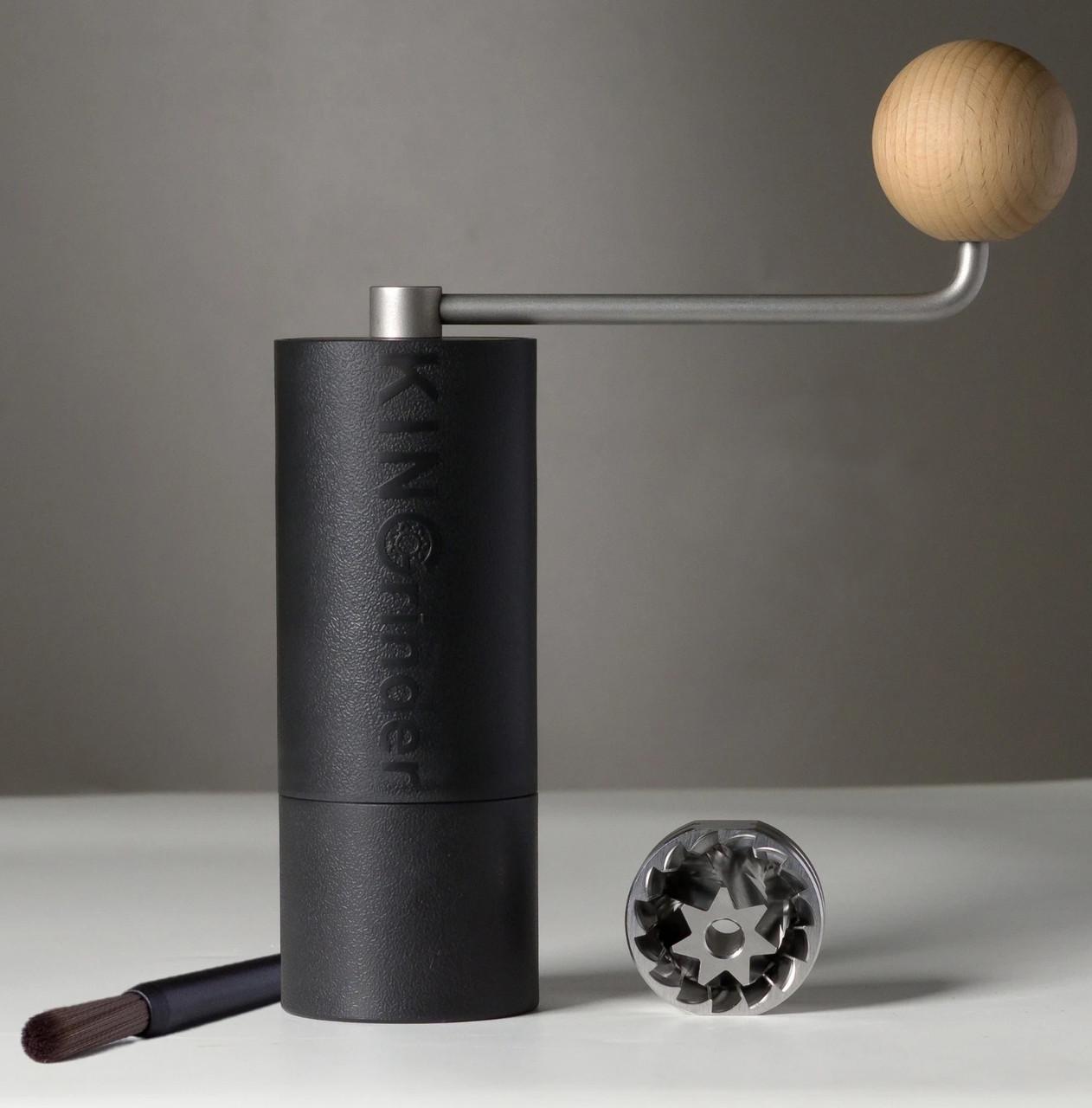 Кавомолка ручна KINGrinder P2 з регулюванням помелу та сталевими жорнами Black (2353528894) - фото 4 Кавомолка ручна KINGrinder P2 з регулюванням помелу та сталевими жорнами Black (2353528894) - фото 4