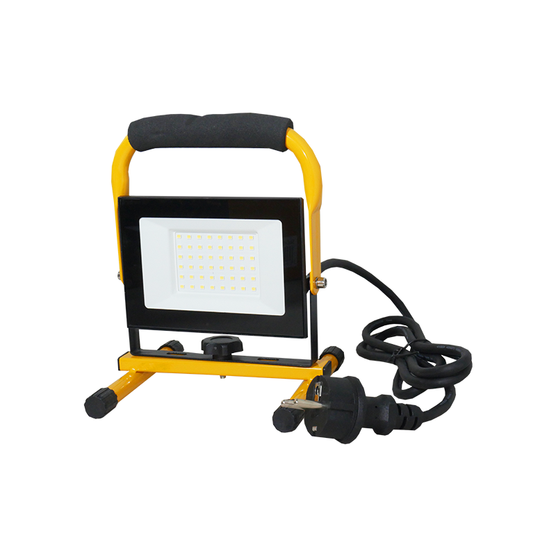 Прожектор UEC Delta SLC-MV LED 50W 230V 4000lm 6500K 215x281x185 мм Черный/желтый (SLC-50-IP65-MV-B)