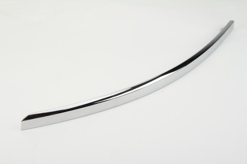 Молдинг переднего бампера AVTM Audi A6 C6 05-08 левый 181204913 Хром Молдинг переднего бампера AVTM Audi A6 C6 05-08 левый 181204913 Хром