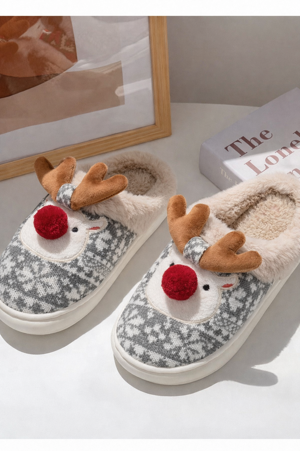 Домашние тапочки warm story Олени вышивка р. 36-37 Серый (0057) - фото 1 Домашние тапочки warm story Олени вышивка р. 36-37 Серый (0057) - фото 1