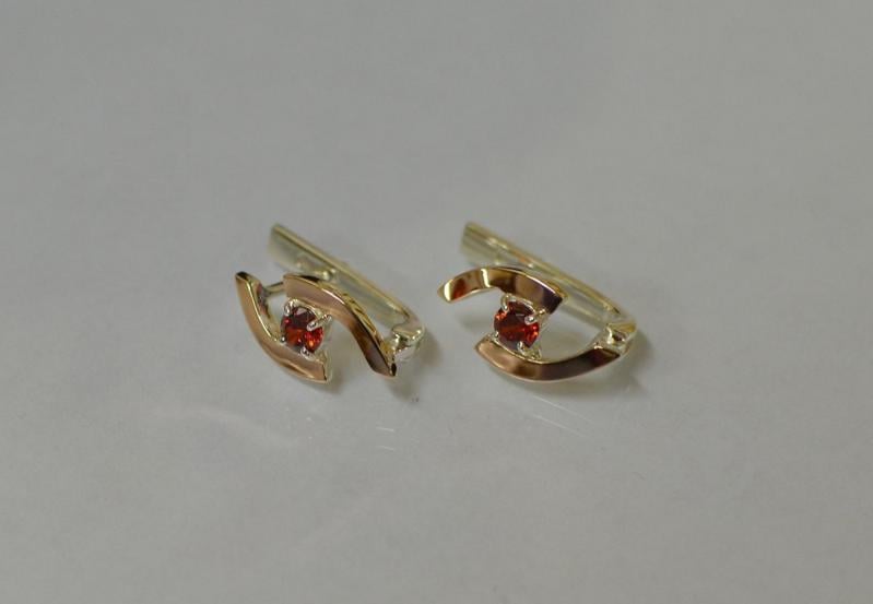 Серебряные серьги Sil 113s-8 Гранат (Sil-888)