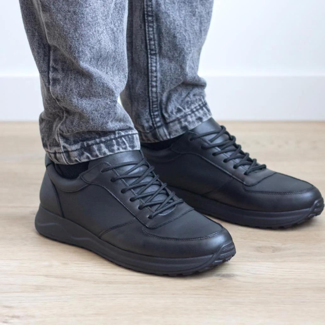 Кроссовки мужские Zlett из натуральной черной кожи с кожаными матовыми вставками 39р. Черный