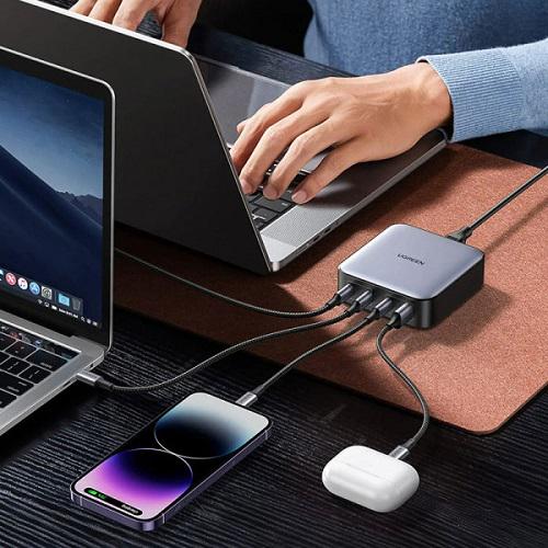 Зарядное устройство сетевое Ugreen CD328 100 Вт GaN 3хUSB-C/USB-A Nexode Series Черный (11120235) - фото 5 Зарядное устройство сетевое Ugreen CD328 100 Вт GaN 3хUSB-C/USB-A Nexode Series Черный (11120235) - фото 5