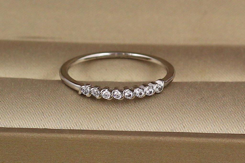 Кольцо Xuping Jewelry дорожка из камешков р. 17 Серебристый (1572442672)