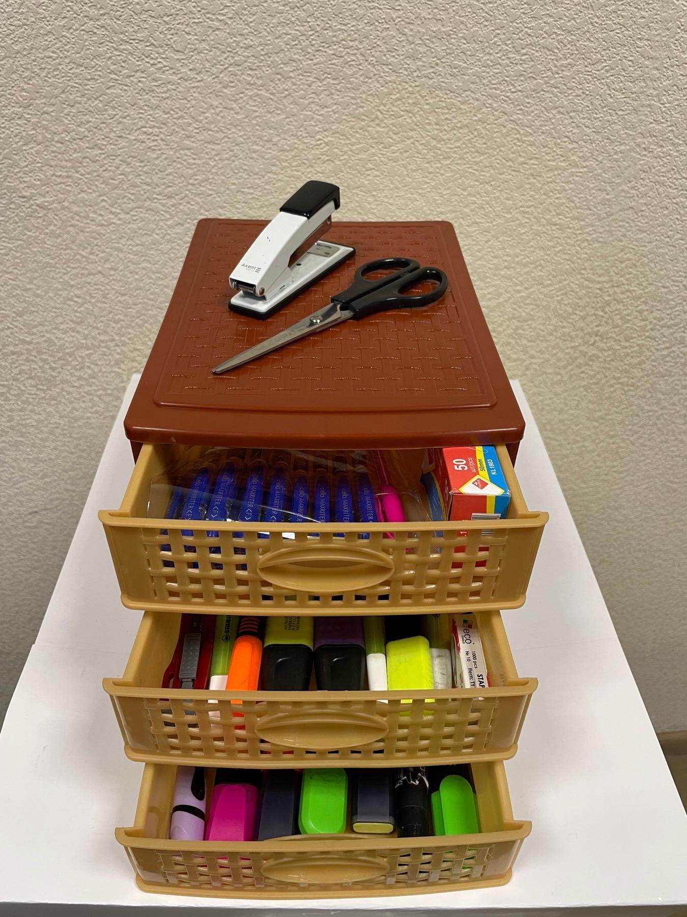 Комод пластиковый Консенсус ROTANGE мини 3 ящика 20х19х26,5 см Бежево-коричневый (28790064) - фото 2 Комод пластиковый Консенсус ROTANGE мини 3 ящика 20х19х26,5 см Бежево-коричневый (28790064) - фото 2