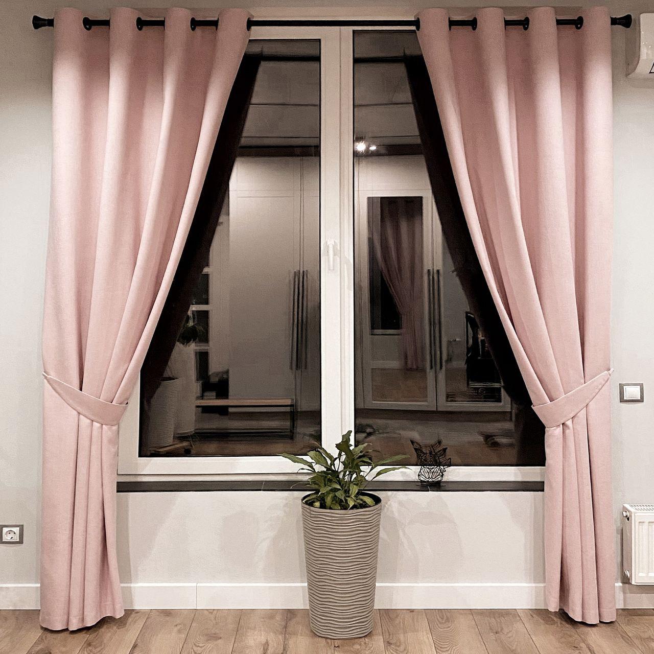 Шторы на черных люверсах с подхватами 175x250 см микровелюр 2 шт. Светло-розовый (5801097-МТ22/175-BL) - фото 1 Шторы на черных люверсах с подхватами 175x250 см микровелюр 2 шт. Светло-розовый (5801097-МТ22/175-BL) - фото 1