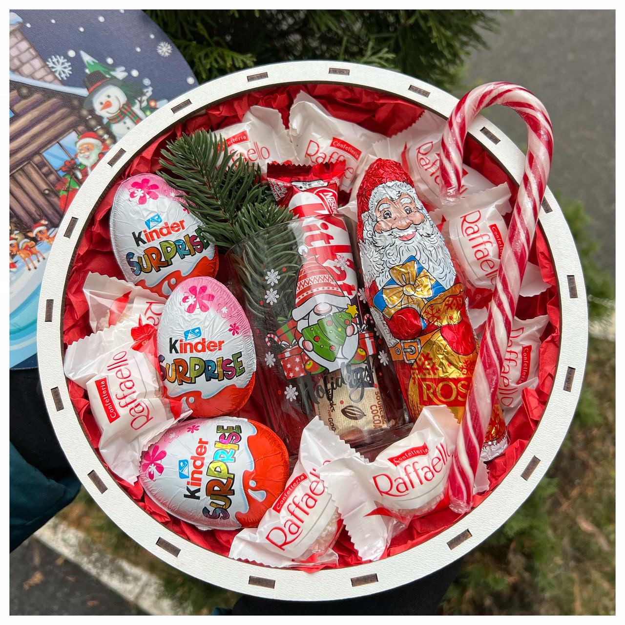 Подарунковий бокс з солодощами для дитини на Новий рік та Різдво (2053110339)