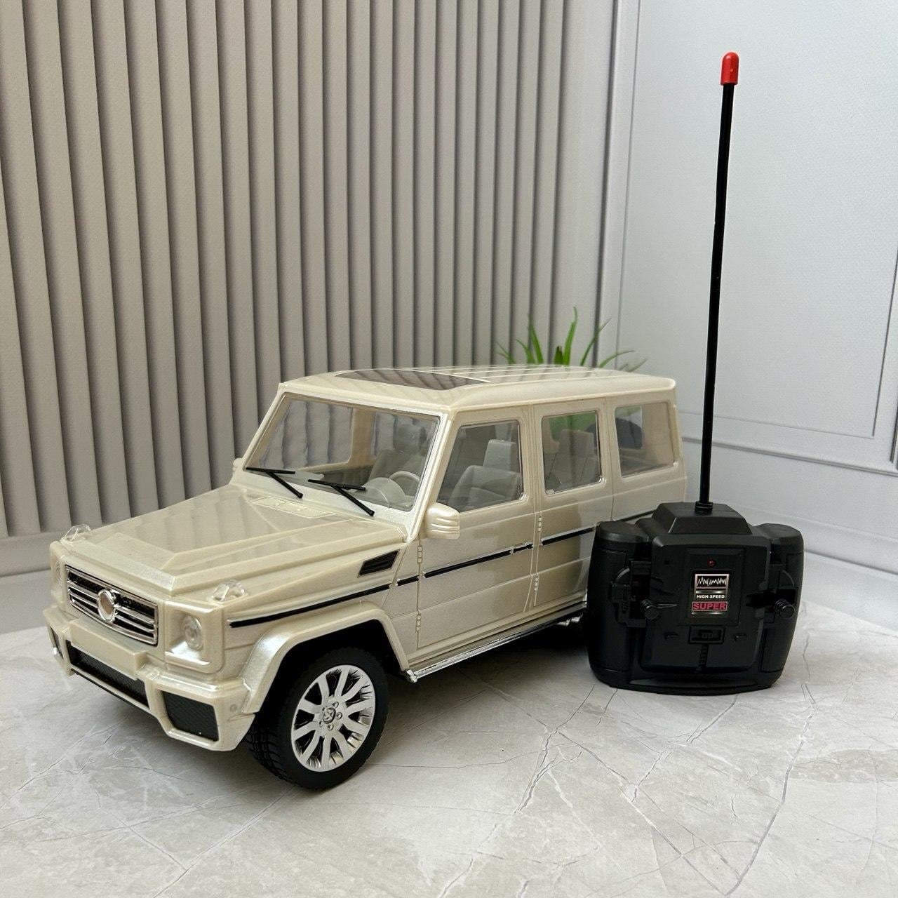 Машинка дитяча на радіокеруванні джип Mercedes-Benz UD2105A 1:14 (UD2105A)