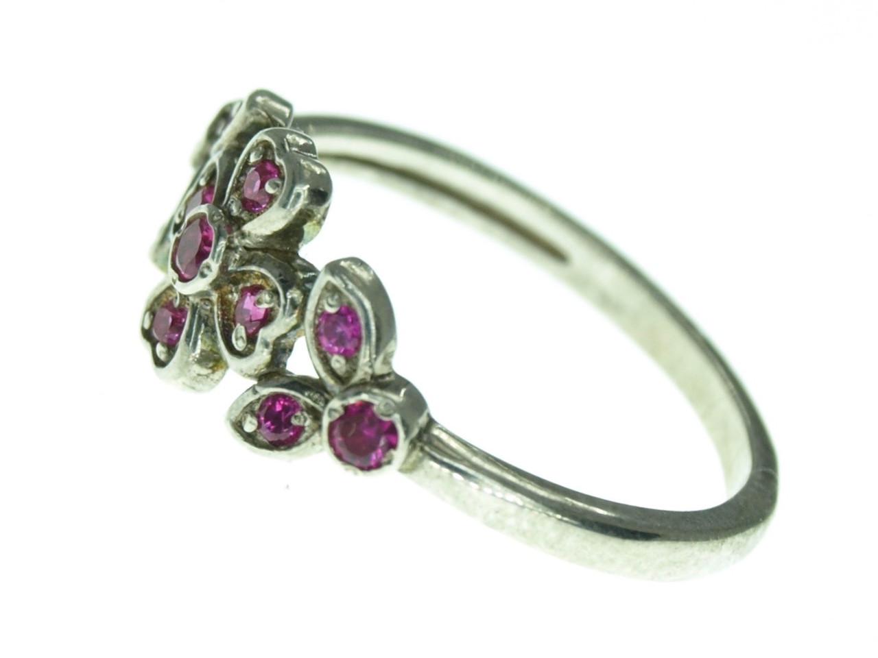 Кольцо из серебра с фианитом р. 18 (2101800142) - фото 2 Кольцо из серебра с фианитом р. 18 (2101800142) - фото 2