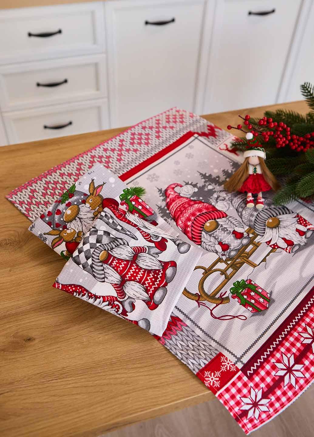 Набір вафельних рушників новорічний Гноми 60х47 см 3 шт. - фото 2 Набір вафельних рушників новорічний Гноми 60х47 см 3 шт. - фото 2