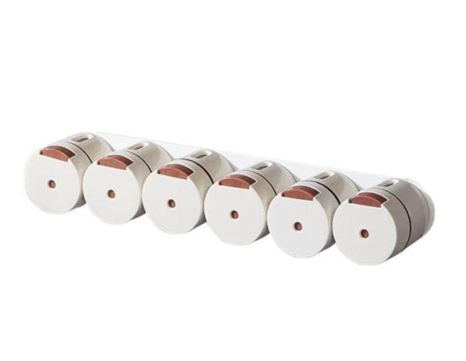 Набір магнітних 6 баночок для спецій 6,8x6,3 см Набір магнітних 6 баночок для спецій 6,8x6,3 см