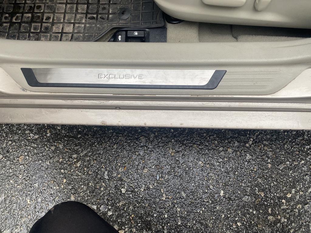 Накладки на пороги Exclusive Omsa Line для Toyota Camry 2002-2006 гг. алюминий/пластик Хром