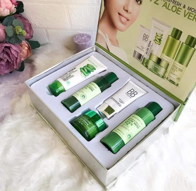 Подарунковий набір косметики по догляду за обличчям BIOAQUA Aloe Vera - фото 2
