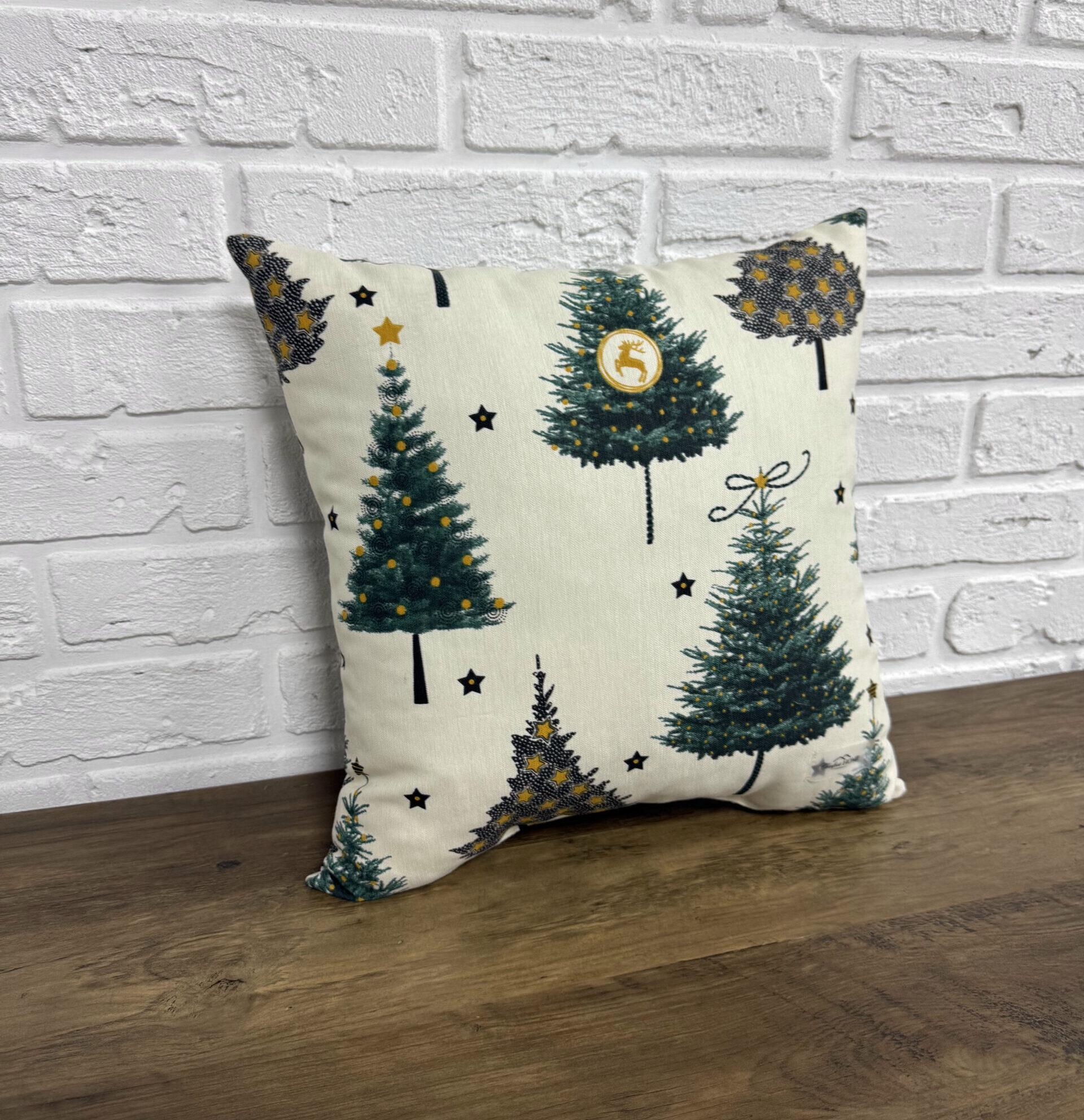 Подушка Comfort Home X-mas Big Trees новорічна 40х40 см (5054330)